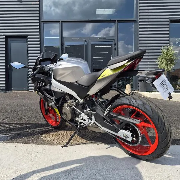RS 457