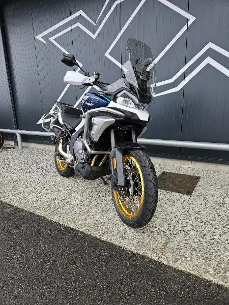 700MT