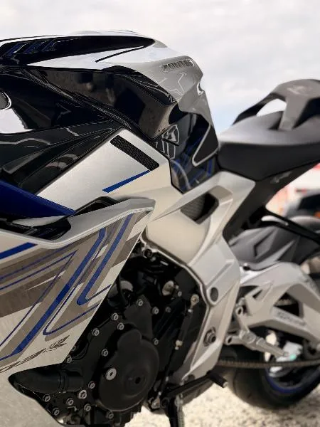 ZT 703 RR