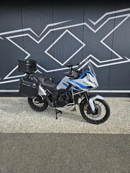 ZT 703 F