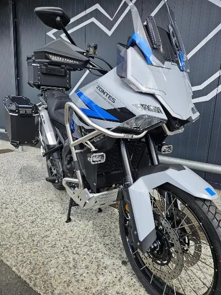 ZT 703 F
