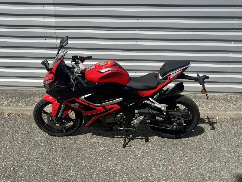 SRK 125 R
