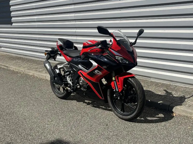 SRK 125 R
