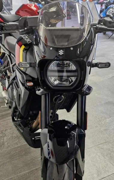 GSX8S