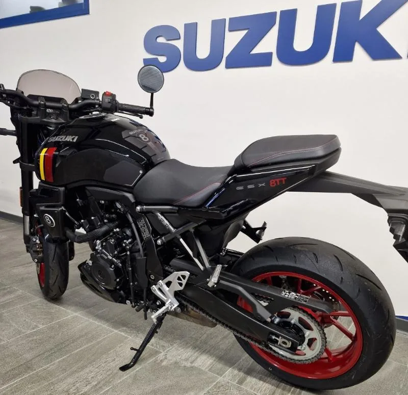 GSX8S