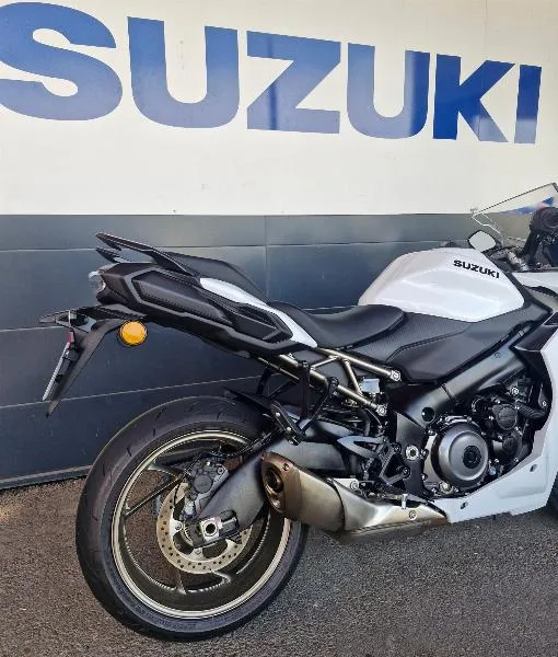 GSXS 1000 GT