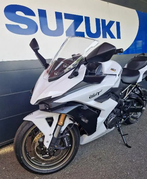GSXS 1000 GT