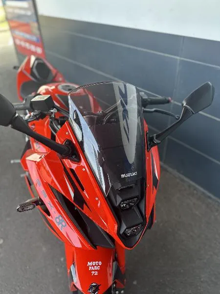 GSX8R