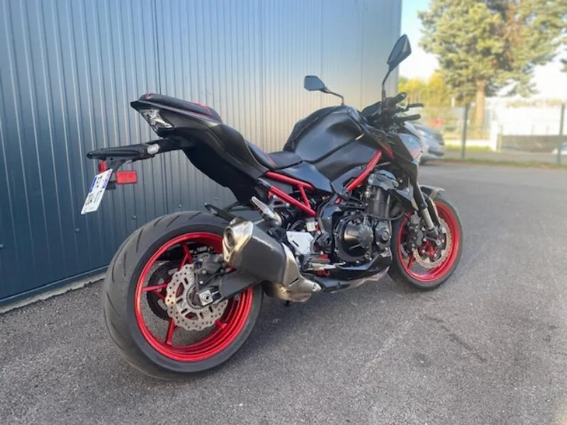 Z 900