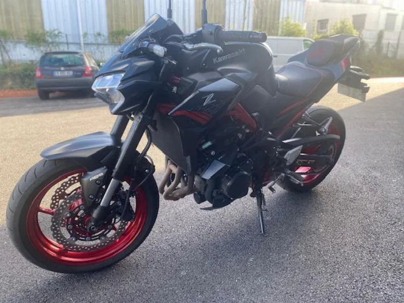 Z 900