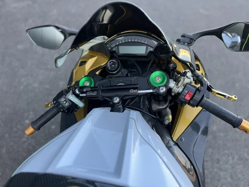 ZX10R