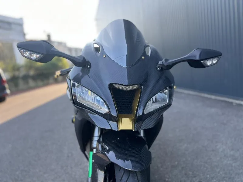 ZX10R