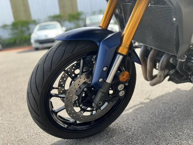 TRACER 900 GT