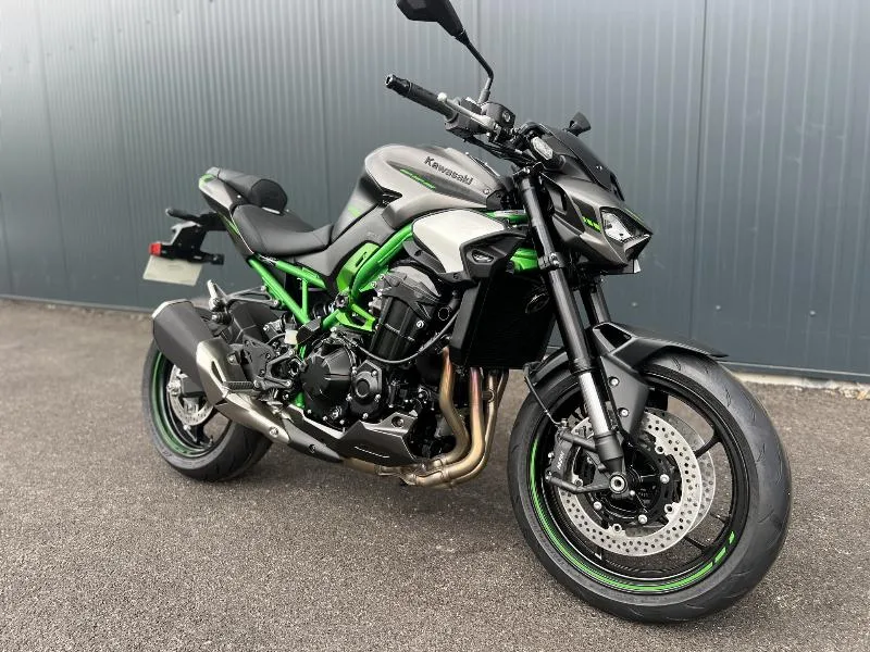 Z 900