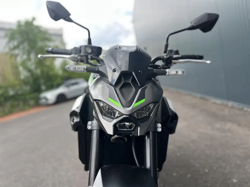 Z 900