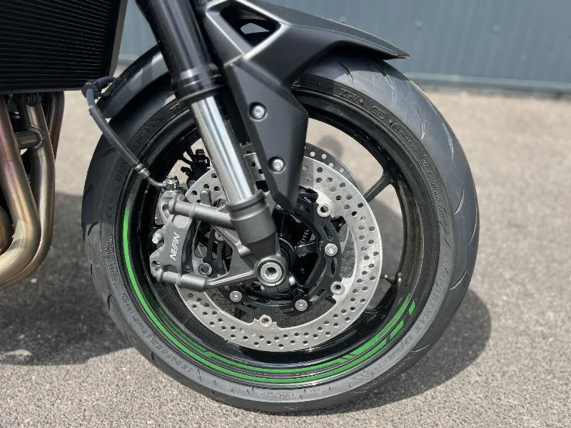 Z 900