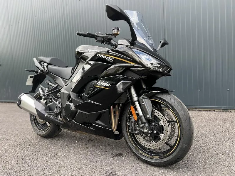 NINJA 1100 SX