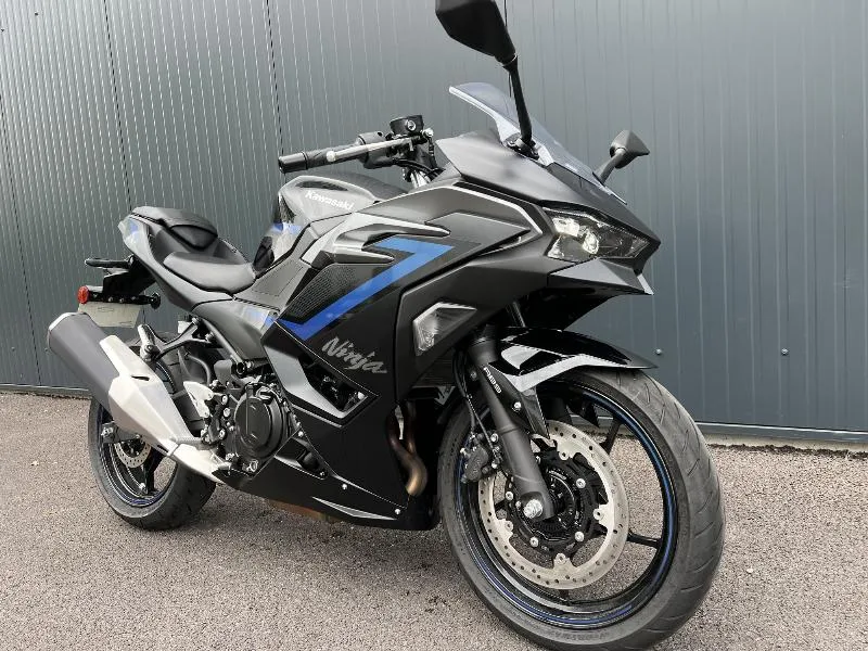 Ninja 500 SE