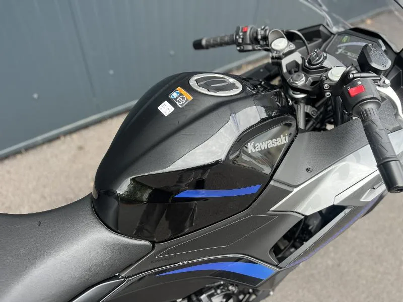 Ninja 500 SE