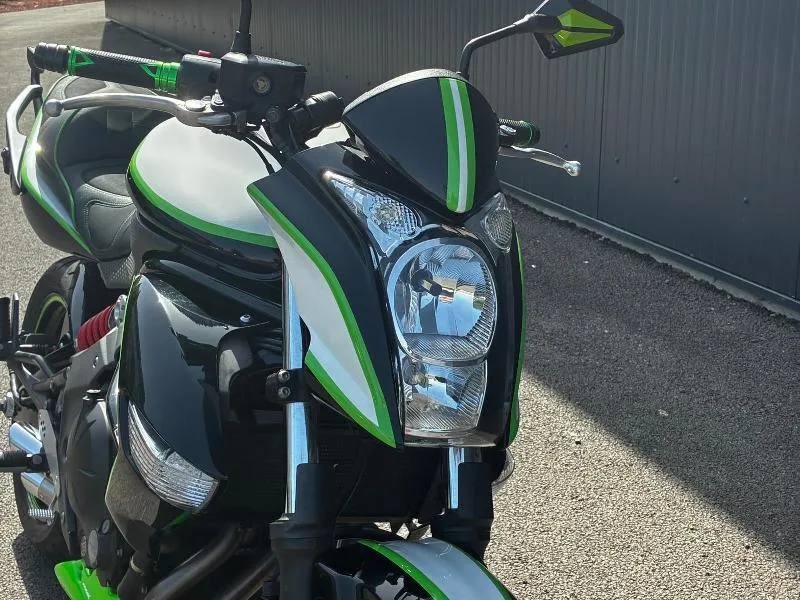 ER6 