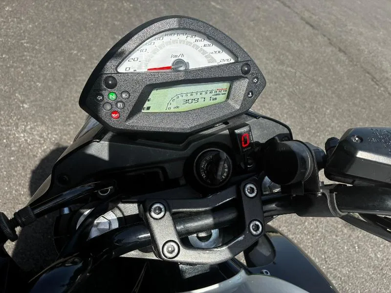 ER6 