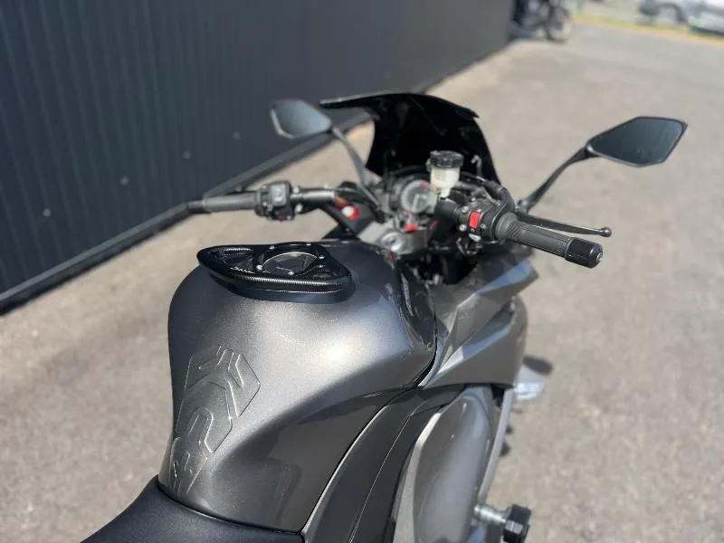 Z 1000 SX