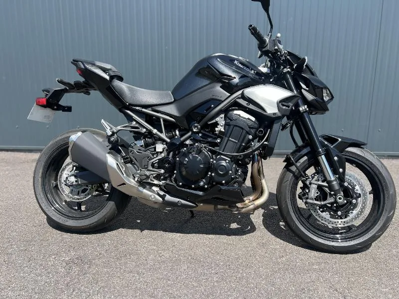 Z 900