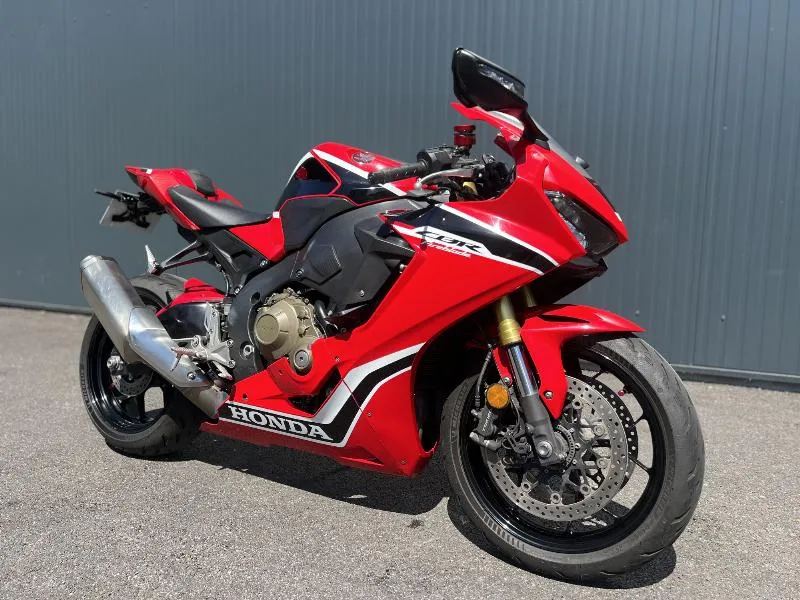 CBR 1000 RR FIREBLADE