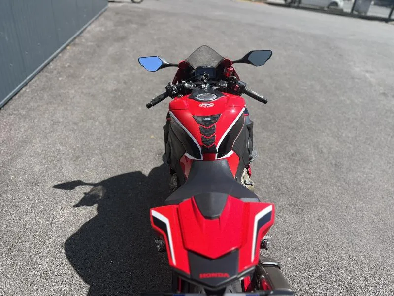 CBR 1000 RR FIREBLADE