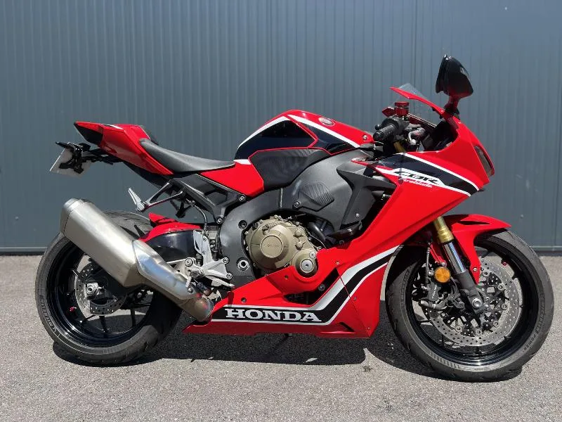 CBR 1000 RR FIREBLADE