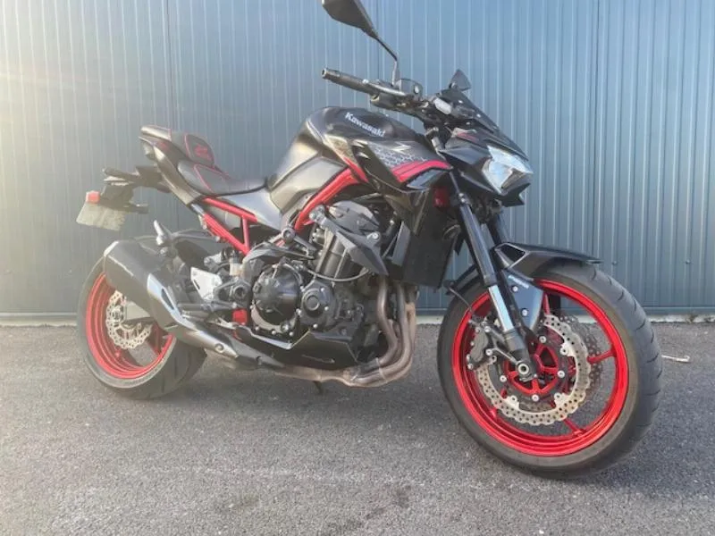 Z 900