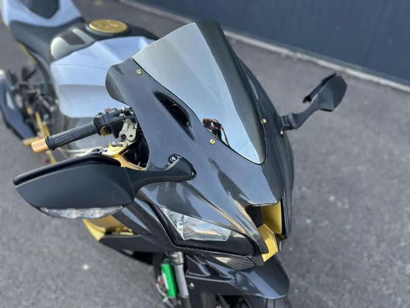 ZX10R