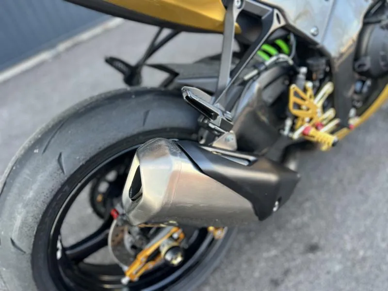 ZX10R