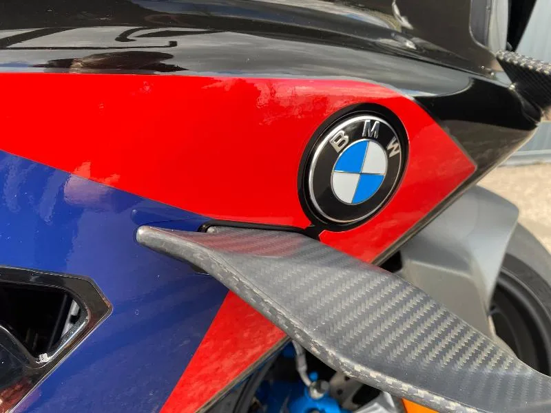 M 1000 RR
