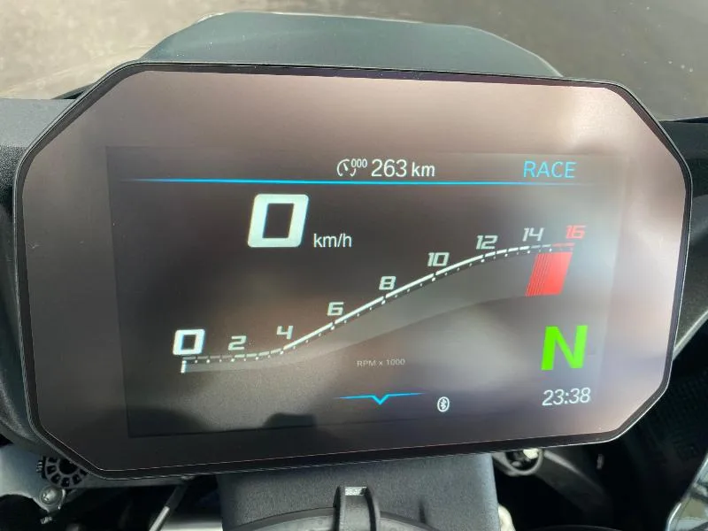 M 1000 RR