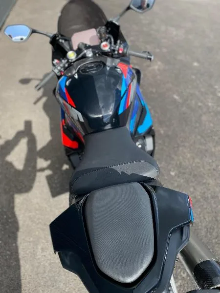 M 1000 RR
