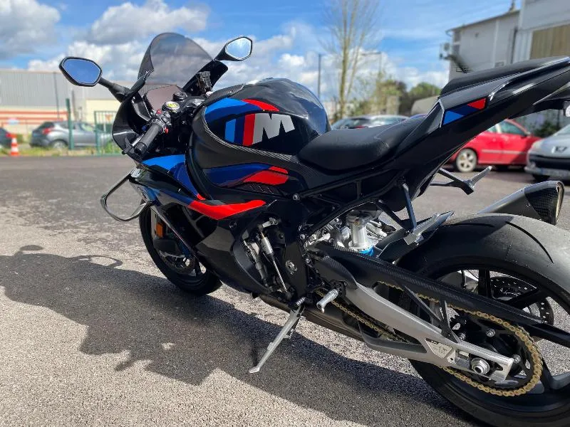 M 1000 RR