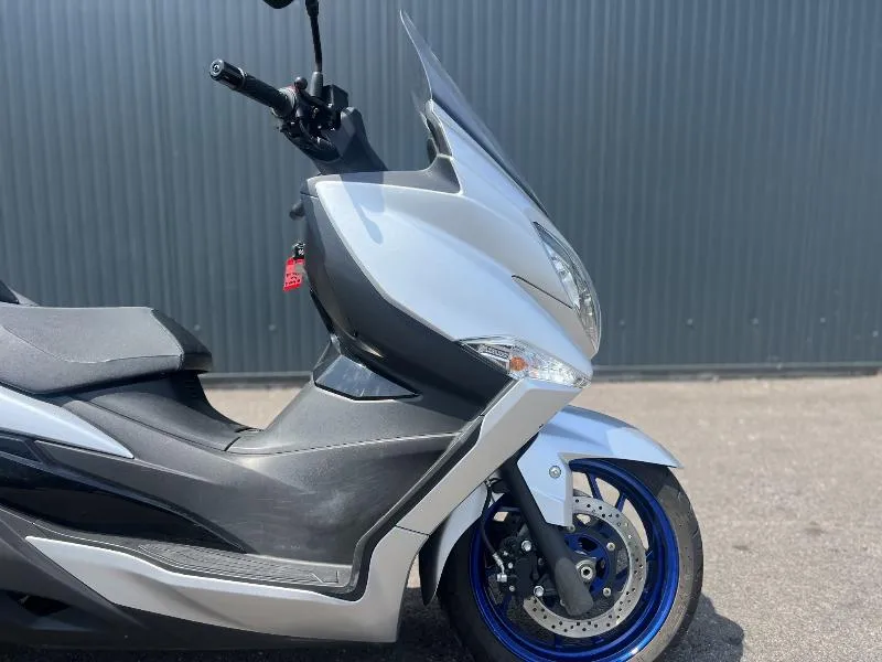 BURGMAN 400