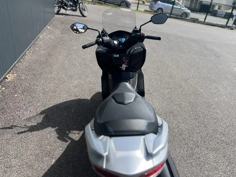 BURGMAN 400