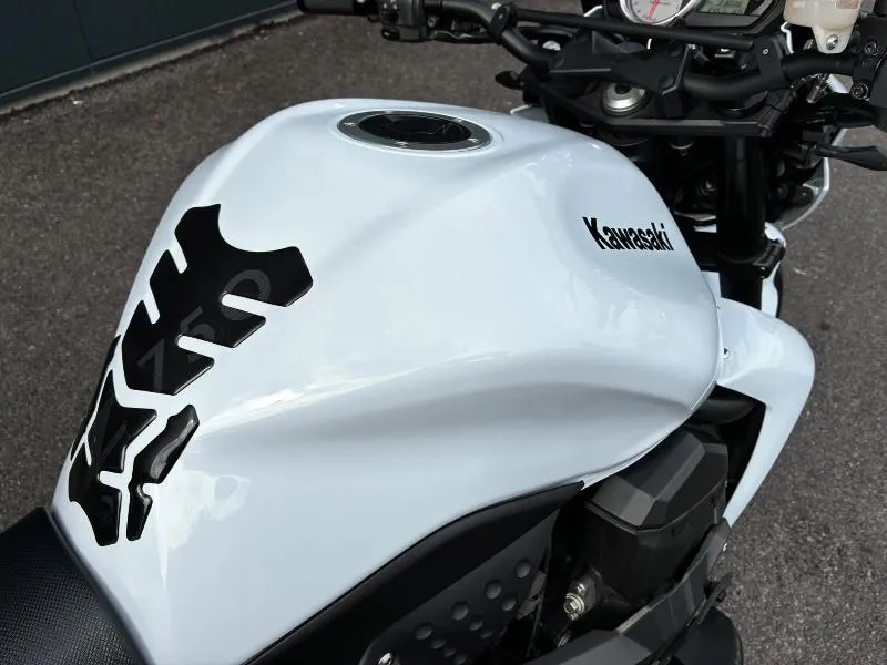 Z 750