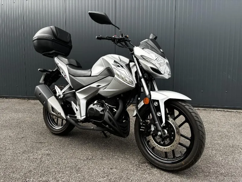 Visar 125i