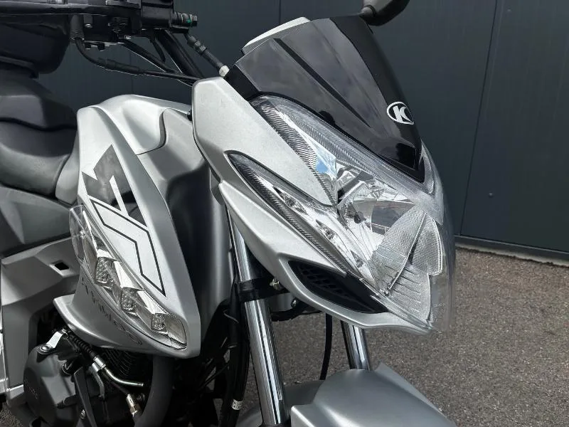 Visar 125i