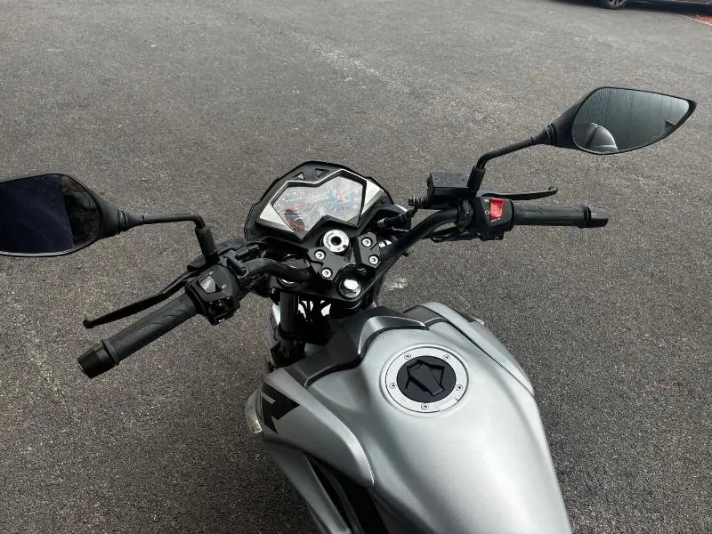 Visar 125i