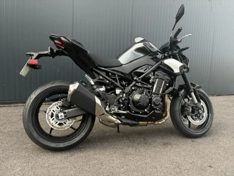 Z 900