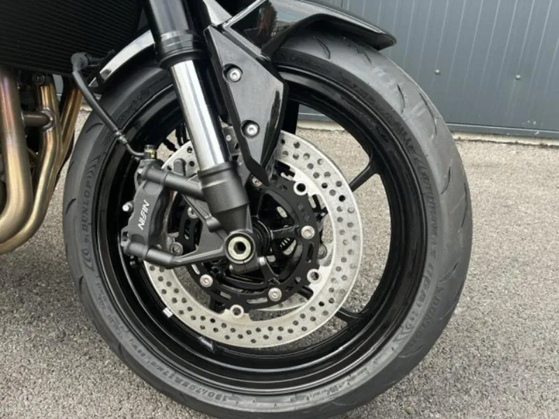 Z 900