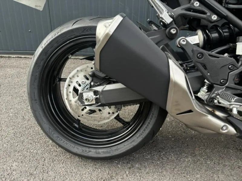 Z 900