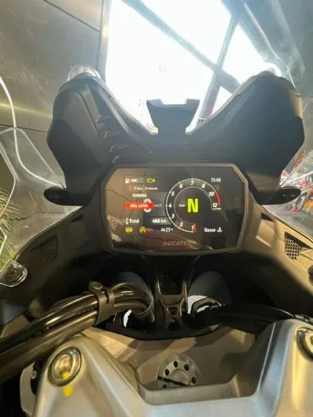 MULTISTRADA V2S
