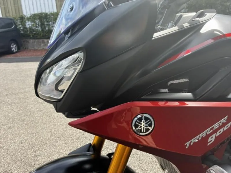 TRACER 9 GT