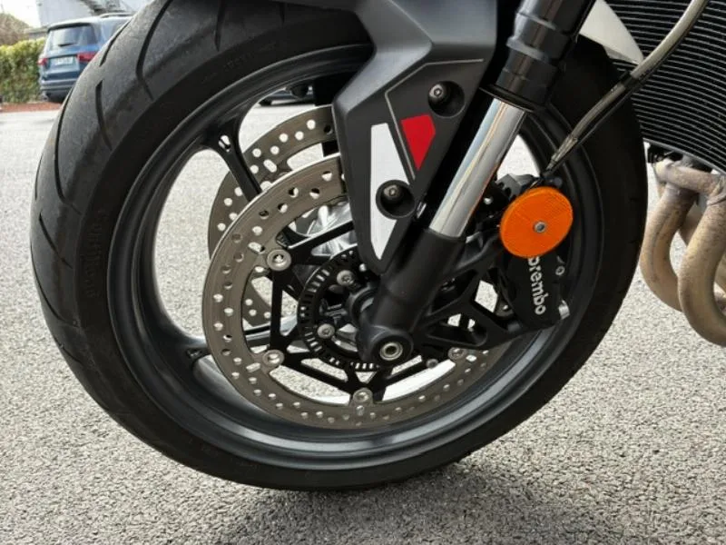 STREET TRIPLE 765 R
