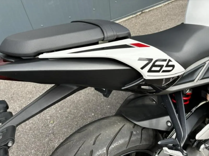 STREET TRIPLE 765 R